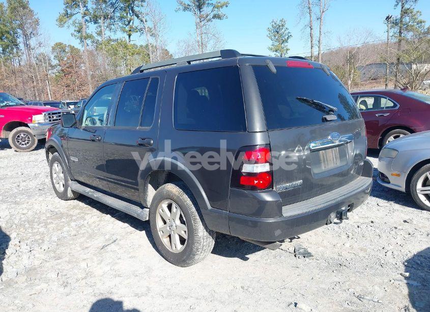 Photo 3 of 2007 Ford Explorer XLT (VIN 1FMEU63E57UB54593)