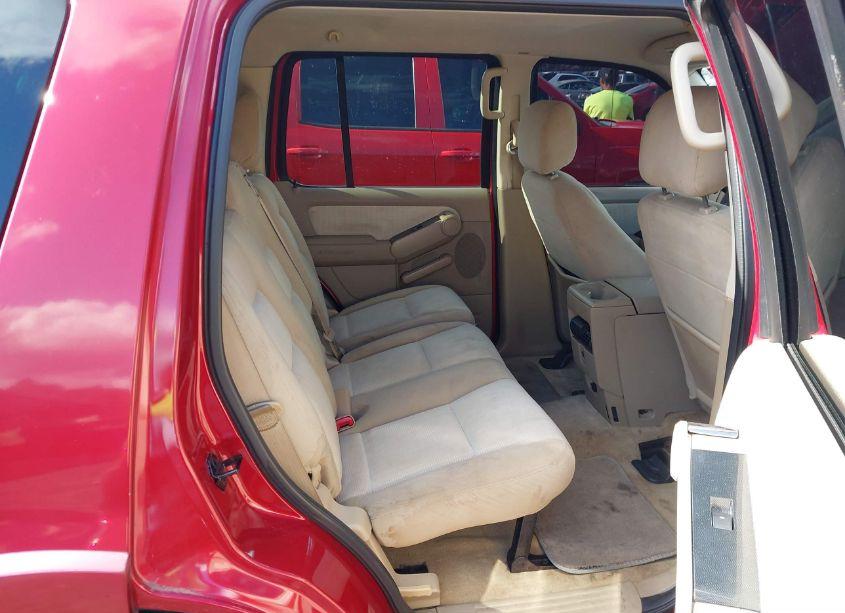 Photo 8 of 2008 Ford Explorer XLT (VIN 1FMEU63E58UA57556)