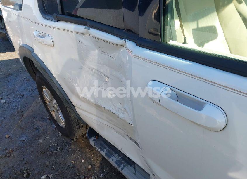 Photo 17 of 2007 Ford Explorer XLT (VIN 1FMEU63E67UA87793)