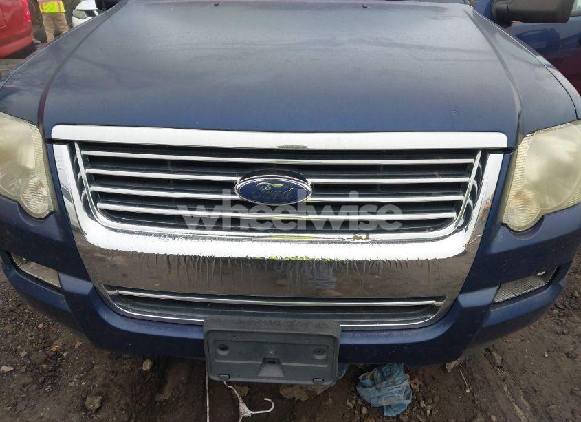 Photo 6 of 2008 Ford Explorer XLT (VIN 1FMEU63E68UB09129)