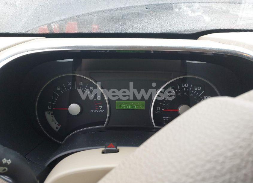 Photo 7 of 2008 Ford Explorer XLT (VIN 1FMEU63E68UB09129)