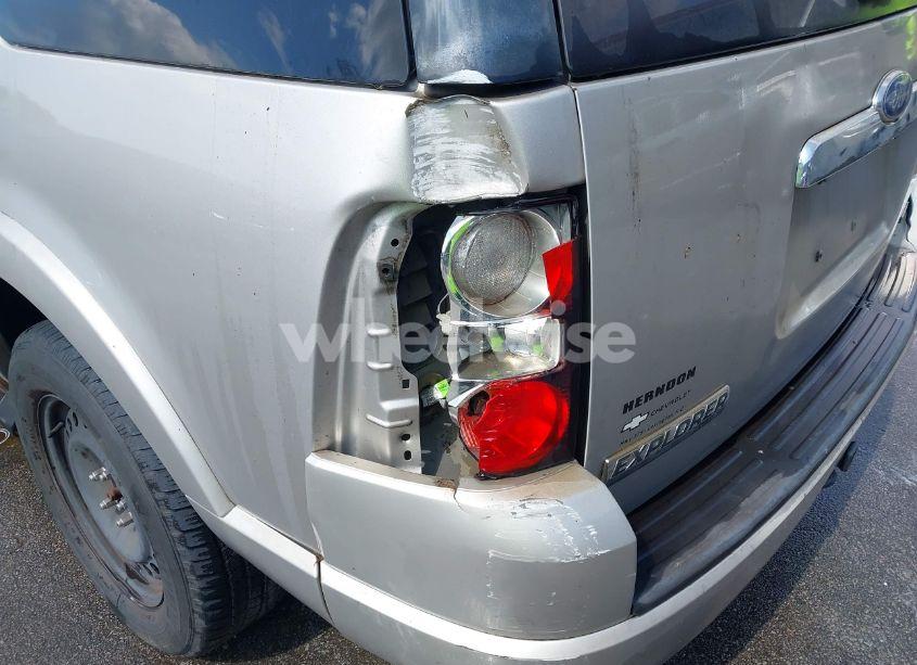 Photo 6 of 2007 Ford Explorer XLT (VIN 1FMEU63E87UB50845)
