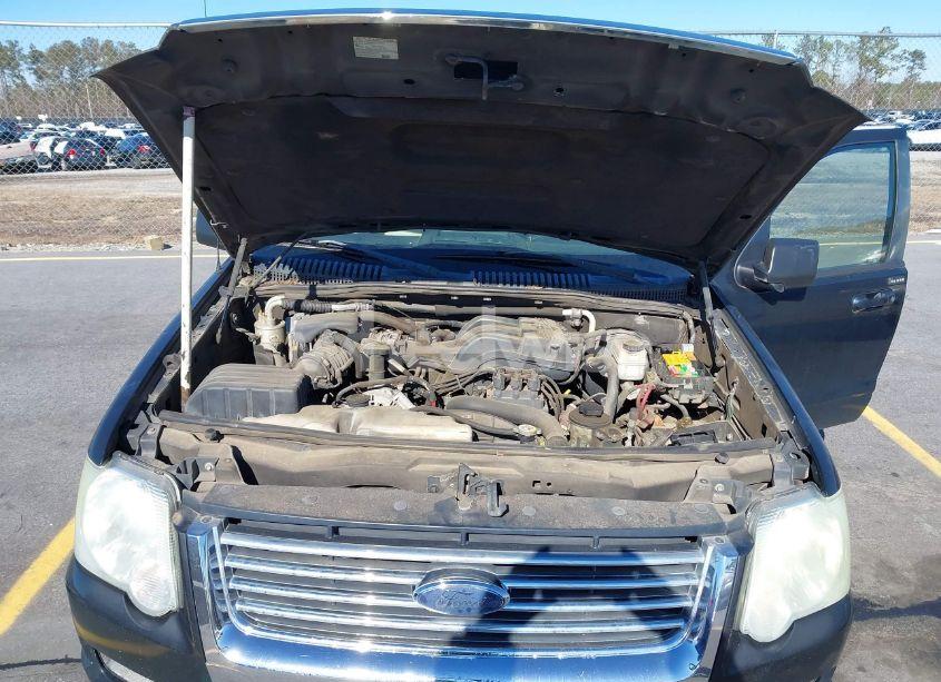 Photo 10 of 2008 Ford Explorer XLT (VIN 1FMEU63E88UA65313)