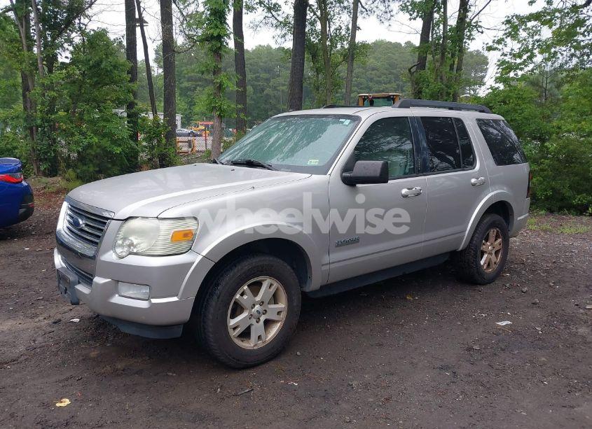 Photo 2 of 2008 Ford Explorer XLT (VIN 1FMEU63E88UB07334)