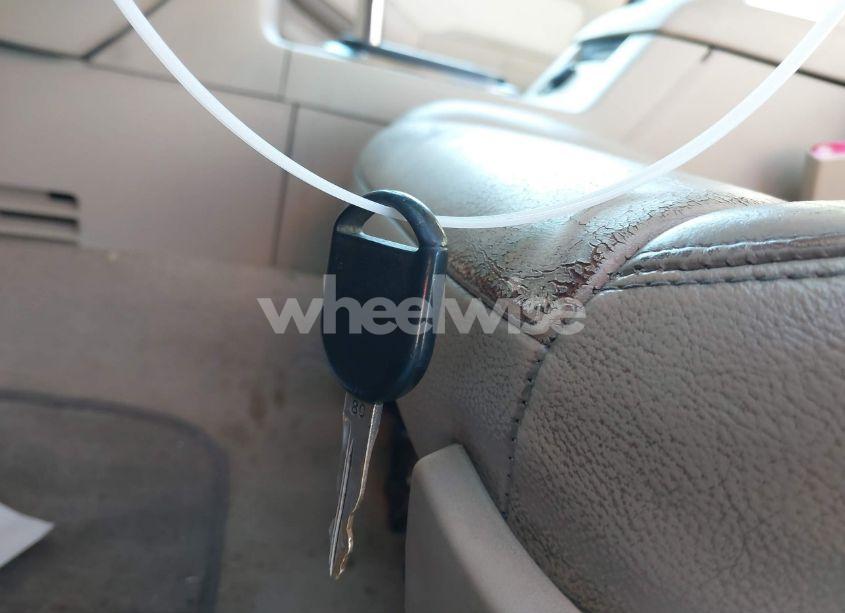 Photo 11 of 2006 Ford Explorer XLT (VIN 1FMEU63E96UA42331)