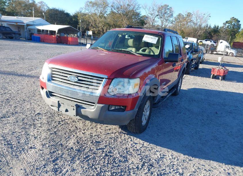 Photo 2 of 2006 Ford Explorer XLT (VIN 1FMEU63E96UA42331)