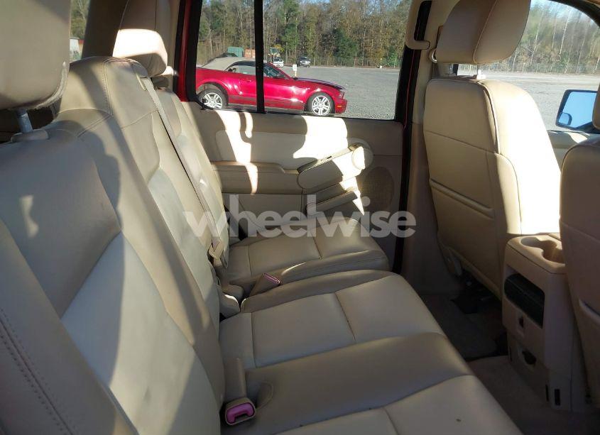 Photo 8 of 2006 Ford Explorer XLT (VIN 1FMEU63E96UA42331)