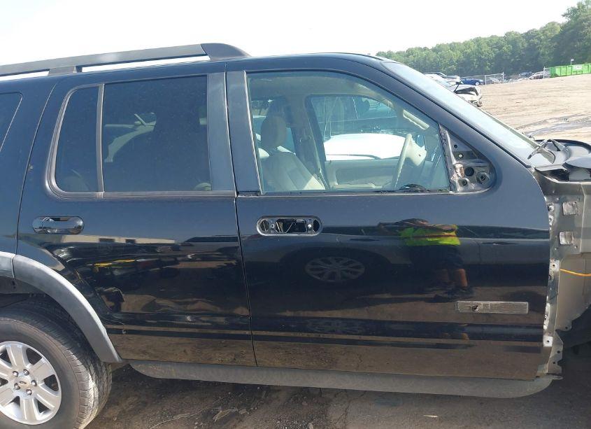 Photo 14 of 2007 Ford Explorer XLT (VIN 1FMEU63E97UB50966)