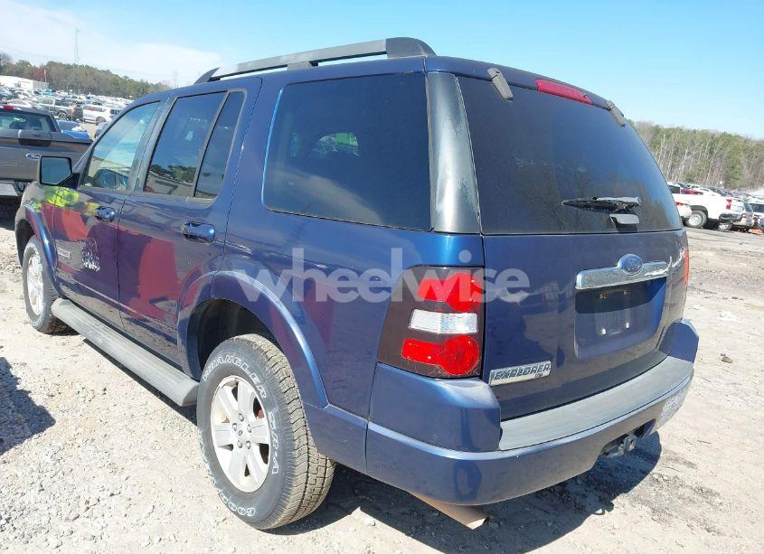 Photo 3 of 2008 Ford Explorer XLT (VIN 1FMEU63E98UA90706)