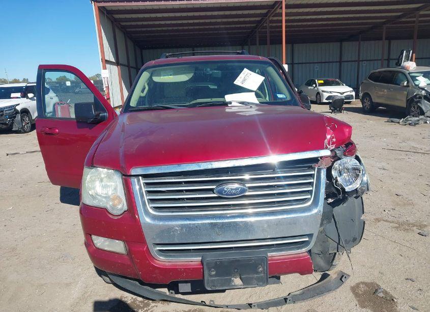 Photo 12 of 2008 Ford Explorer XLT (VIN 1FMEU63EX8UA69637)