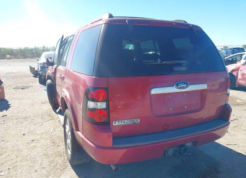 Photo 3 of 2008 Ford Explorer XLT (VIN 1FMEU63EX8UA69637)