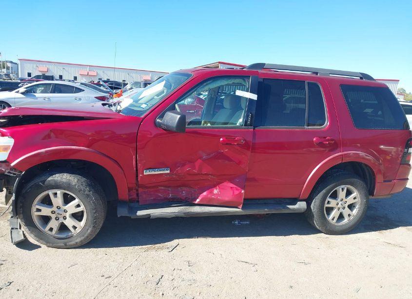 Photo 6 of 2008 Ford Explorer XLT (VIN 1FMEU63EX8UA69637)