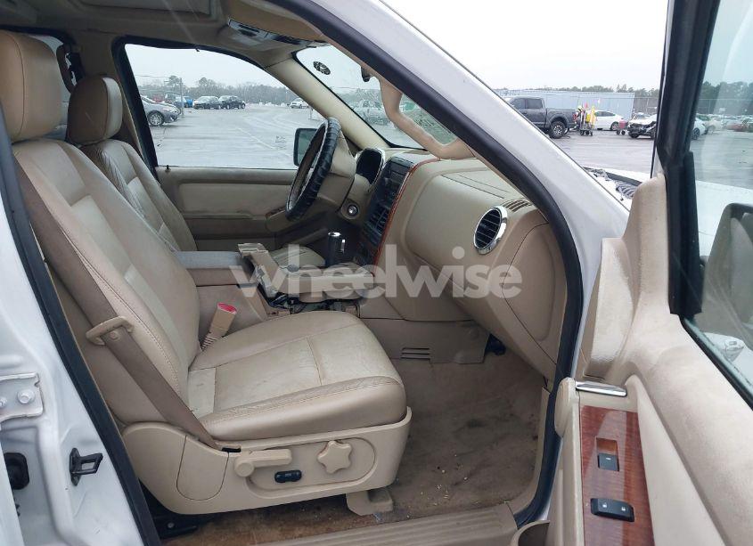 Photo 5 of 2007 Ford Explorer EDDIE BAUER (VIN 1FMEU64897UA35759)