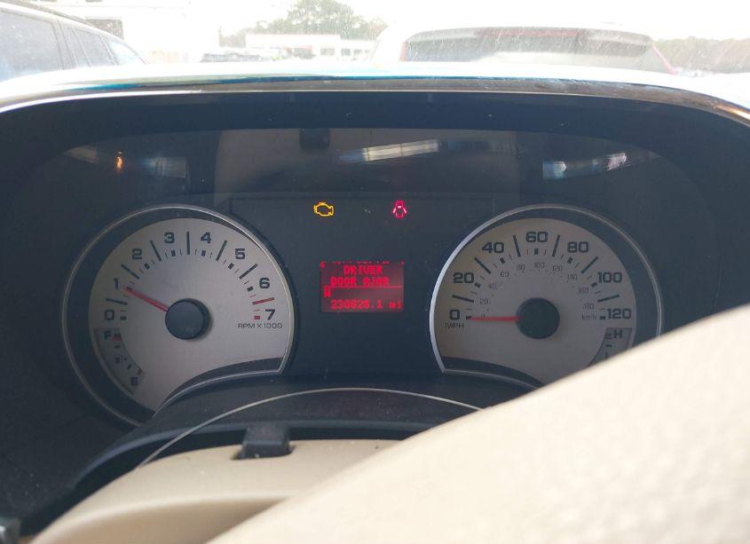 Photo 7 of 2006 Ford Explorer EDDIE BAUER (VIN 1FMEU648X6UA70051)