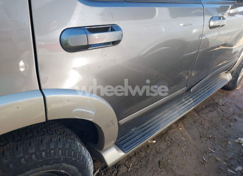 Photo 6 of 2006 Ford Explorer EDDIE BAUER (VIN 1FMEU64E06UB22941)