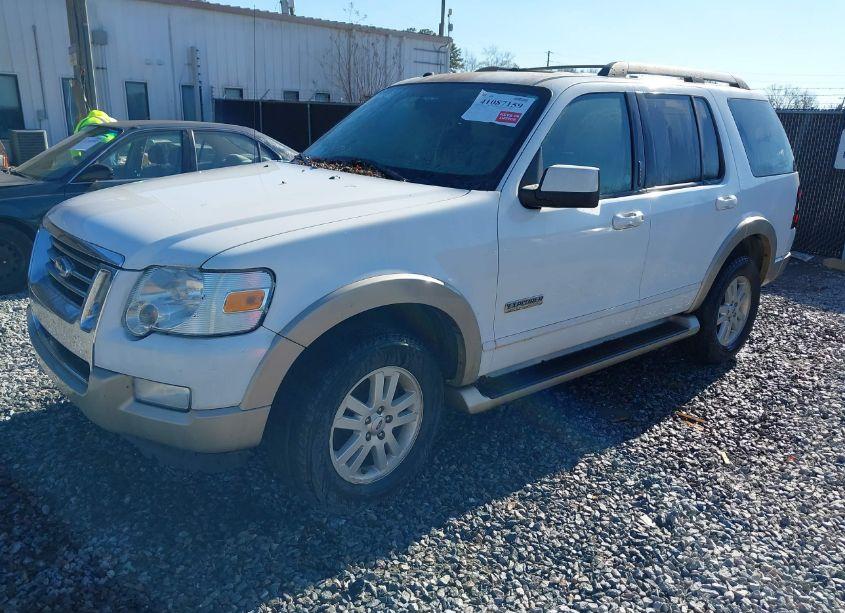 Photo 2 of 2007 Ford Explorer EDDIE BAUER (VIN 1FMEU64E37UA72070)