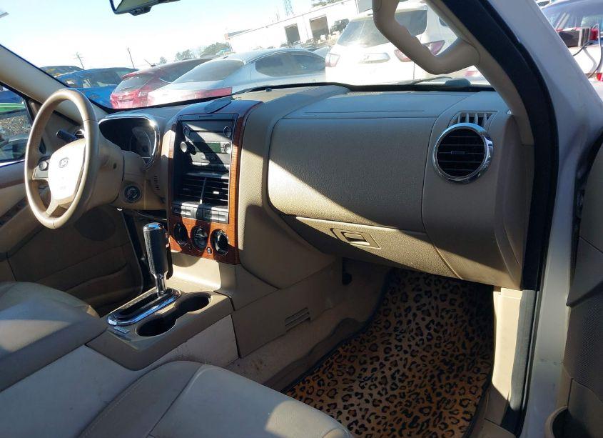 Photo 5 of 2008 Ford Explorer EDDIE BAUER (VIN 1FMEU64E38UB29921)