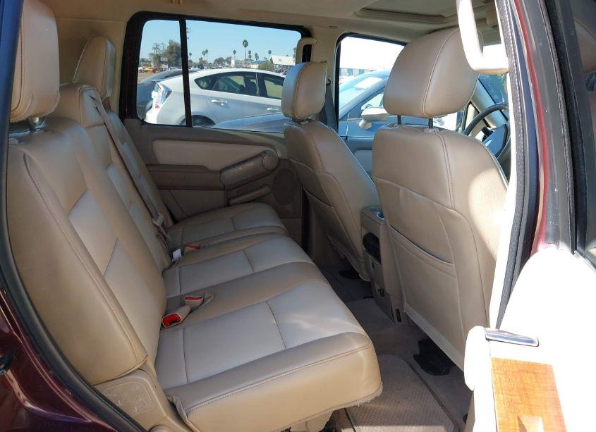 Photo 8 of 2007 Ford Explorer EDDIE BAUER (VIN 1FMEU64E47UA79190)