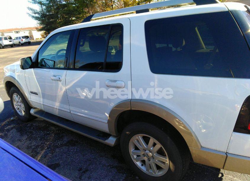 Photo 15 of 2007 Ford Explorer EDDIE BAUER (VIN 1FMEU64E47UB61890)