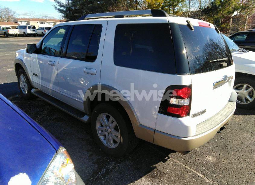 Photo 3 of 2007 Ford Explorer EDDIE BAUER (VIN 1FMEU64E47UB61890)