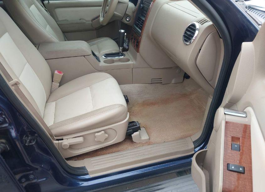 Photo 5 of 2008 Ford Explorer EDDIE BAUER (VIN 1FMEU64E58UA14267)