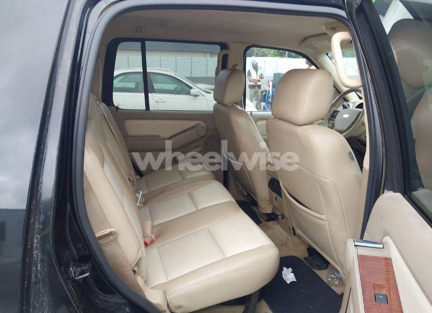 Photo 8 of 2007 Ford Explorer EDDIE BAUER (VIN 1FMEU64E77UB41195)