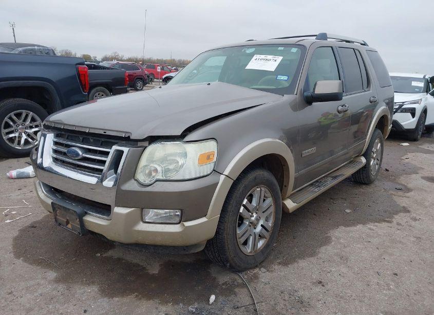 Photo 2 of 2006 Ford Explorer EDDIE BAUER (VIN 1FMEU64E86UB67996)