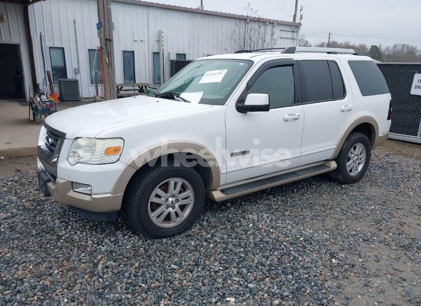 Photo 2 of 2007 Ford Explorer EDDIE BAUER (VIN 1FMEU64E87UA98583)