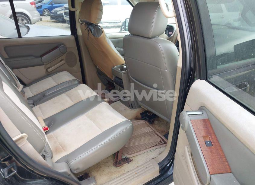 Photo 8 of 2007 Ford Explorer EDDIE BAUER (VIN 1FMEU64EX7UA49417)