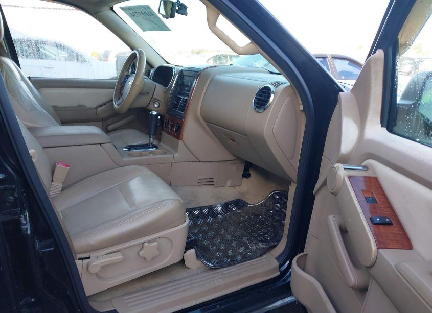 Photo 5 of 2007 Ford Explorer EDDIE BAUER (VIN 1FMEU64EX7UB32149)