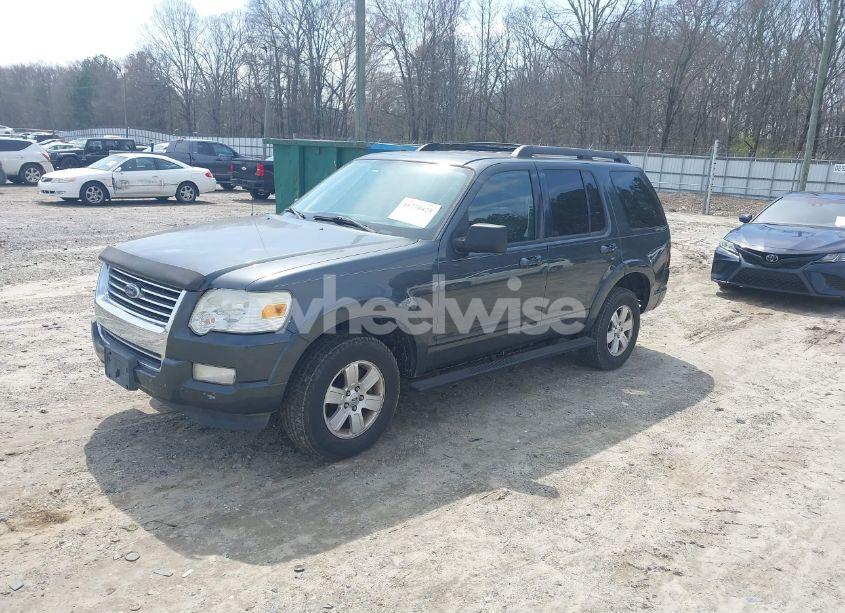 Photo 2 of 2010 Ford Explorer XLT (VIN 1FMEU6DE0AUA37719)