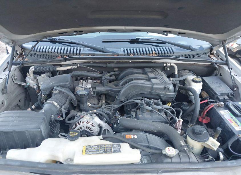 Photo 10 of 2010 Ford Explorer XLT (VIN 1FMEU6DE0AUA47103)