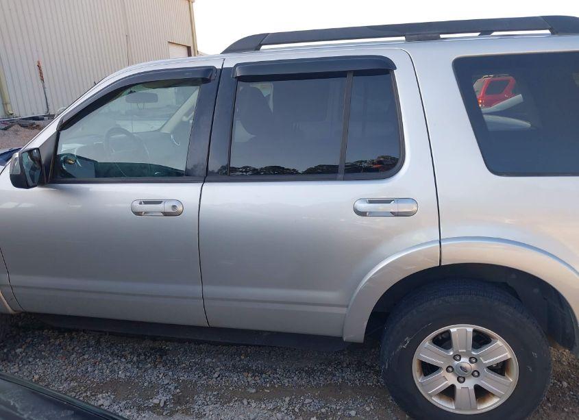 Photo 14 of 2010 Ford Explorer XLT (VIN 1FMEU6DE0AUA47103)