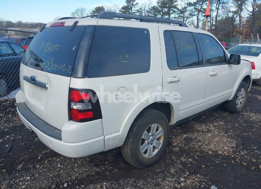 Photo 4 of 2010 Ford Explorer XLT (VIN 1FMEU6DE2AUA17262)