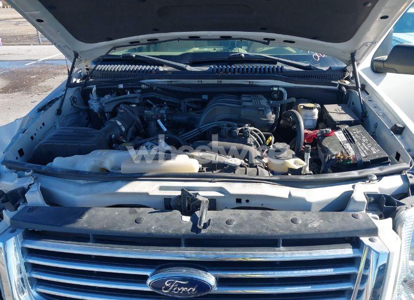 Photo 10 of 2010 Ford Explorer XLT (VIN 1FMEU6DE2AUA93242)