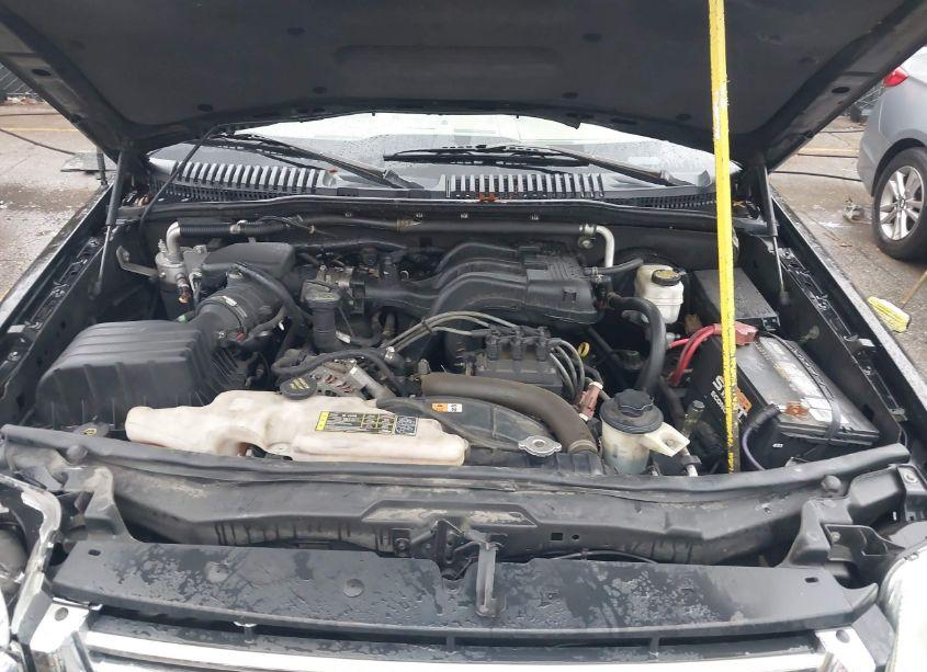 Photo 10 of 2010 Ford Explorer XLT (VIN 1FMEU6DE3AUA10255)