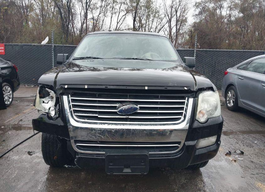 Photo 12 of 2010 Ford Explorer XLT (VIN 1FMEU6DE3AUA10255)