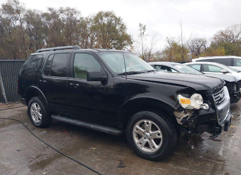 Photo 13 of 2010 Ford Explorer XLT (VIN 1FMEU6DE3AUA10255)
