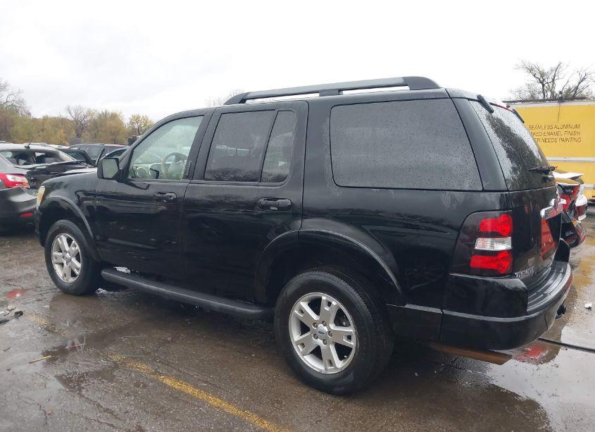 Photo 14 of 2010 Ford Explorer XLT (VIN 1FMEU6DE3AUA10255)