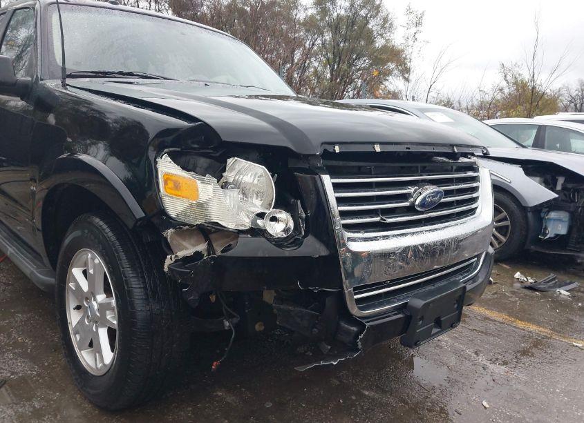 Photo 6 of 2010 Ford Explorer XLT (VIN 1FMEU6DE3AUA10255)