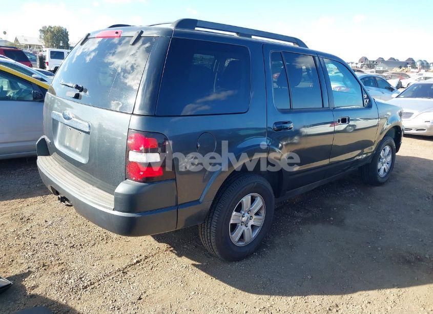 Photo 4 of 2010 Ford Explorer XLT (VIN 1FMEU6DE3AUA12250)