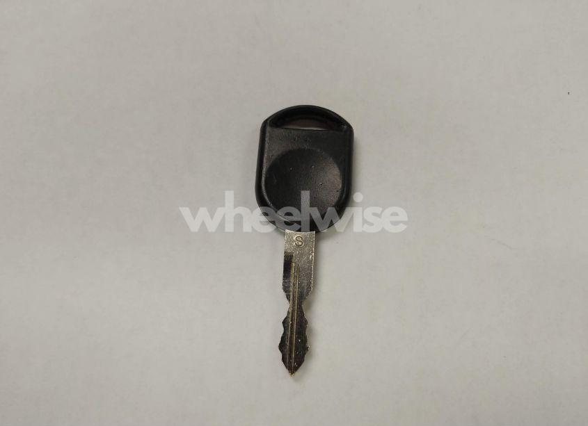 Photo 11 of 2010 Ford Explorer XLT (VIN 1FMEU6DE3AUA83092)