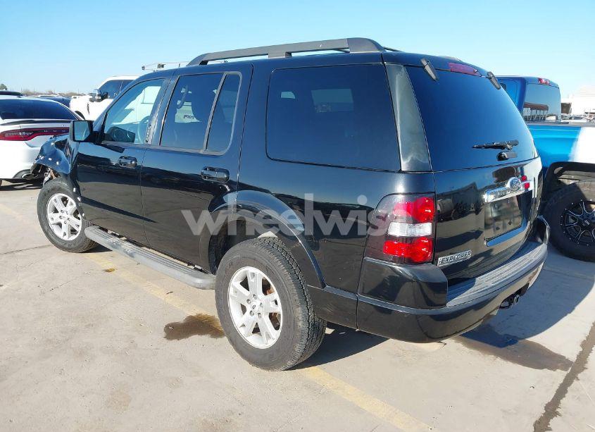 Photo 3 of 2010 Ford Explorer XLT (VIN 1FMEU6DE3AUA83092)