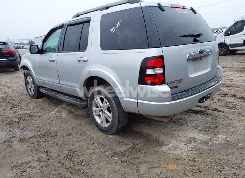 Photo 3 of 2010 Ford Explorer XLT (VIN 1FMEU6DE4AUA04996)