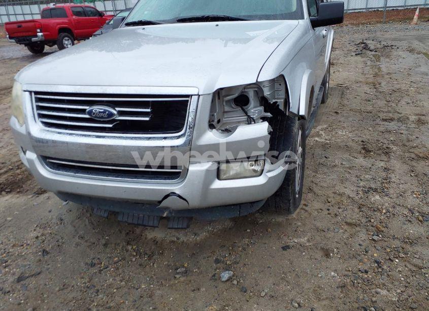Photo 6 of 2010 Ford Explorer XLT (VIN 1FMEU6DE4AUA04996)