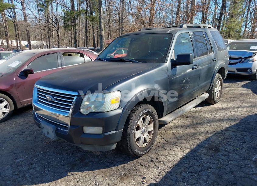 Photo 2 of 2010 Ford Explorer XLT (VIN 1FMEU6DE4AUA64406)