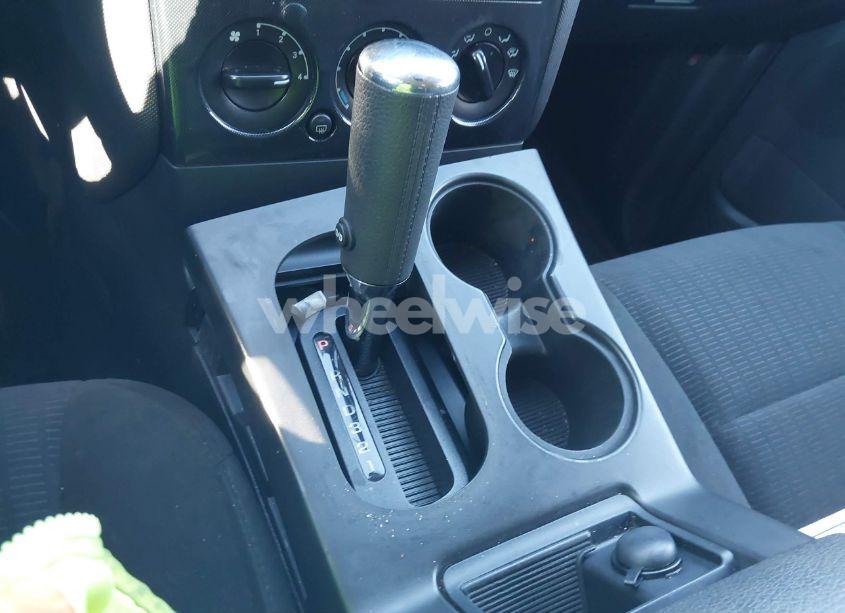 Photo 6 of 2010 Ford Explorer XLT (VIN 1FMEU6DE4AUA64406)