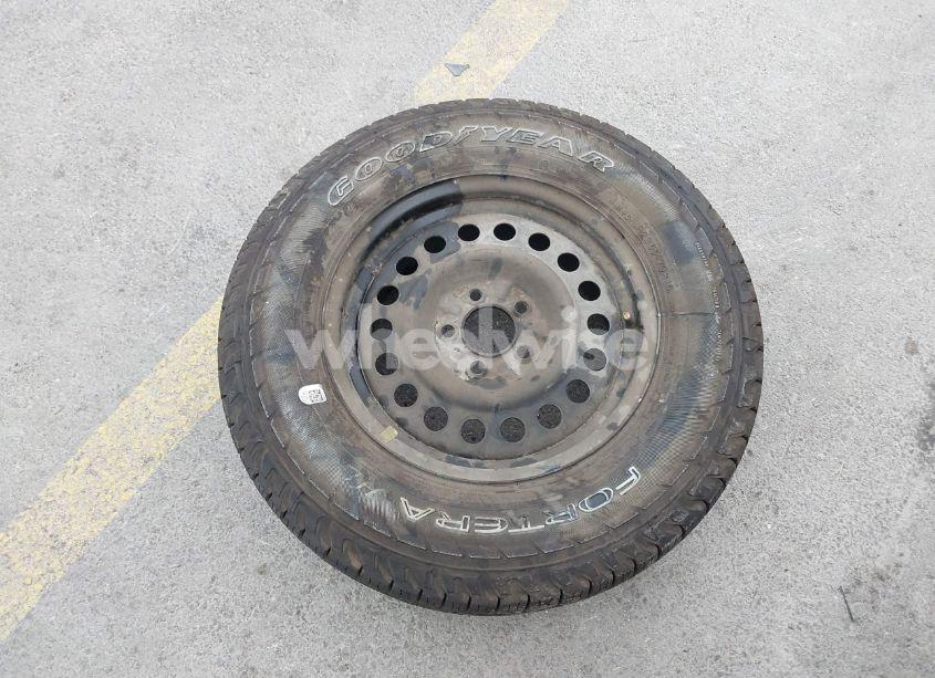 Photo 12 of 2010 Ford Explorer XLT (VIN 1FMEU6DE5AUA15196)