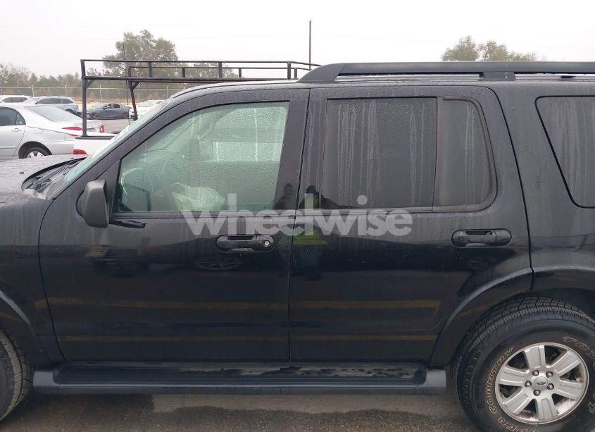Photo 15 of 2010 Ford Explorer XLT (VIN 1FMEU6DE5AUA15196)