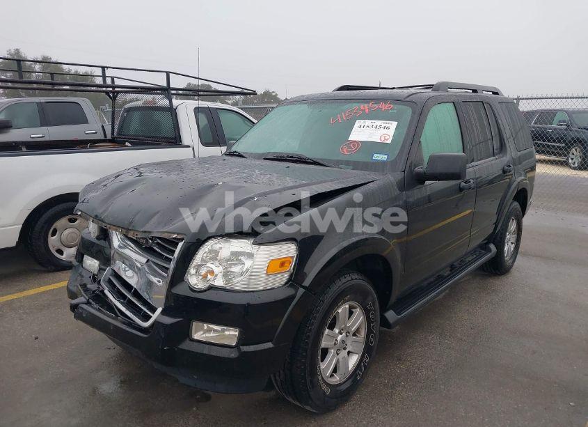 Photo 2 of 2010 Ford Explorer XLT (VIN 1FMEU6DE5AUA15196)